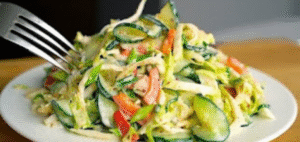 Am slăbit 2 kg pe săptămâna. Salată care arde grăsimile de pe burtă