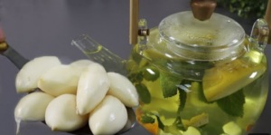 Remediu natural pentru ficat si intestine. Curăță toxinele eficient